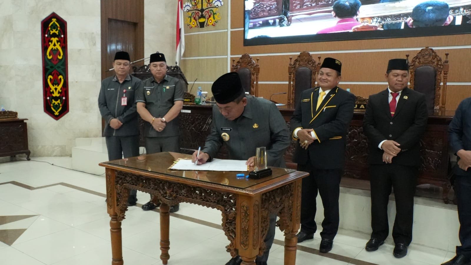 Rapat Paripurna DPRD Ke-9 Digelar Masa Persidangan III Dihadiri Bupati dan Wakil Bupati