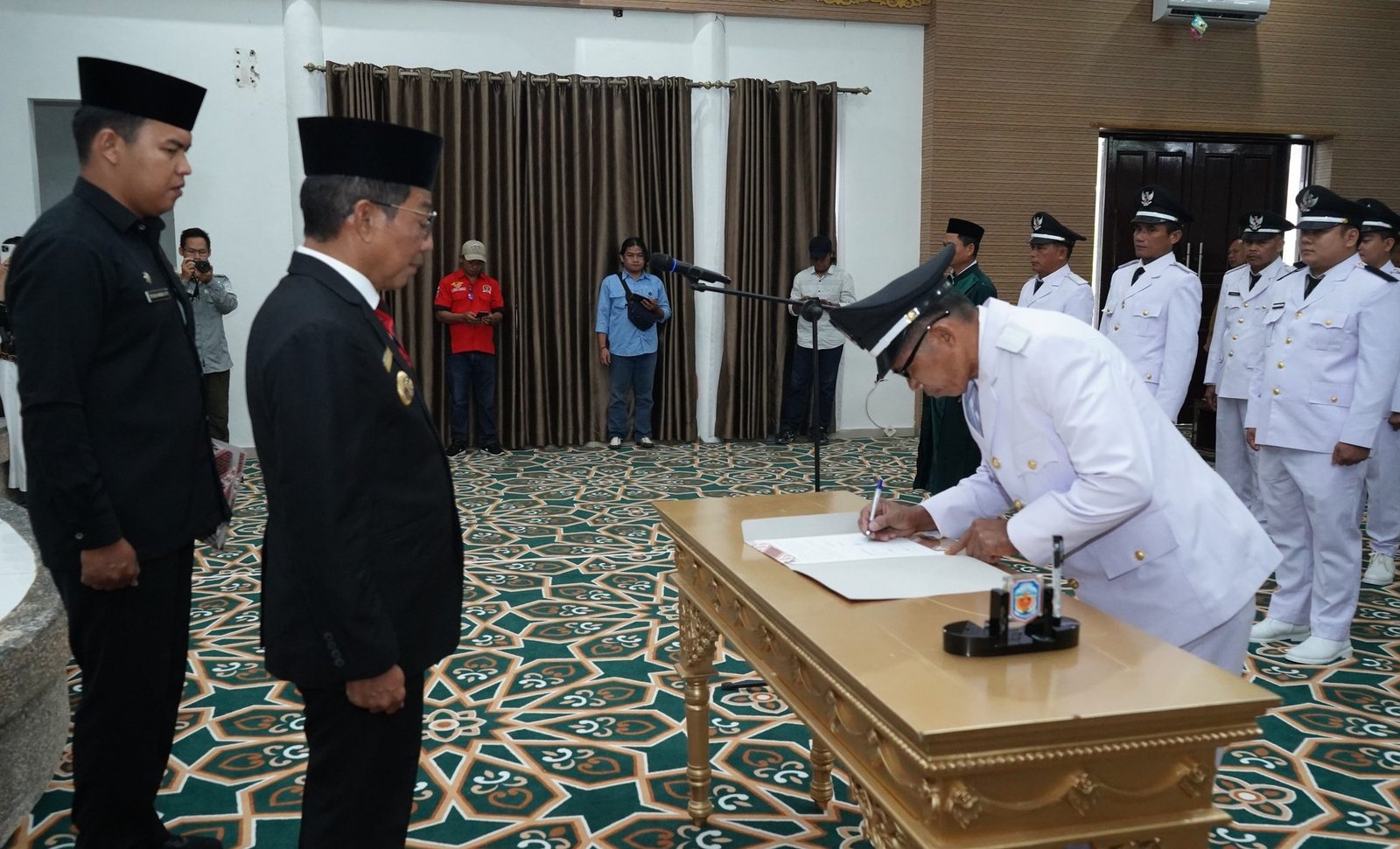Bupati Heriyus : Kepala Desa Adalah Ujung Tombak Pemerintahan di Desa