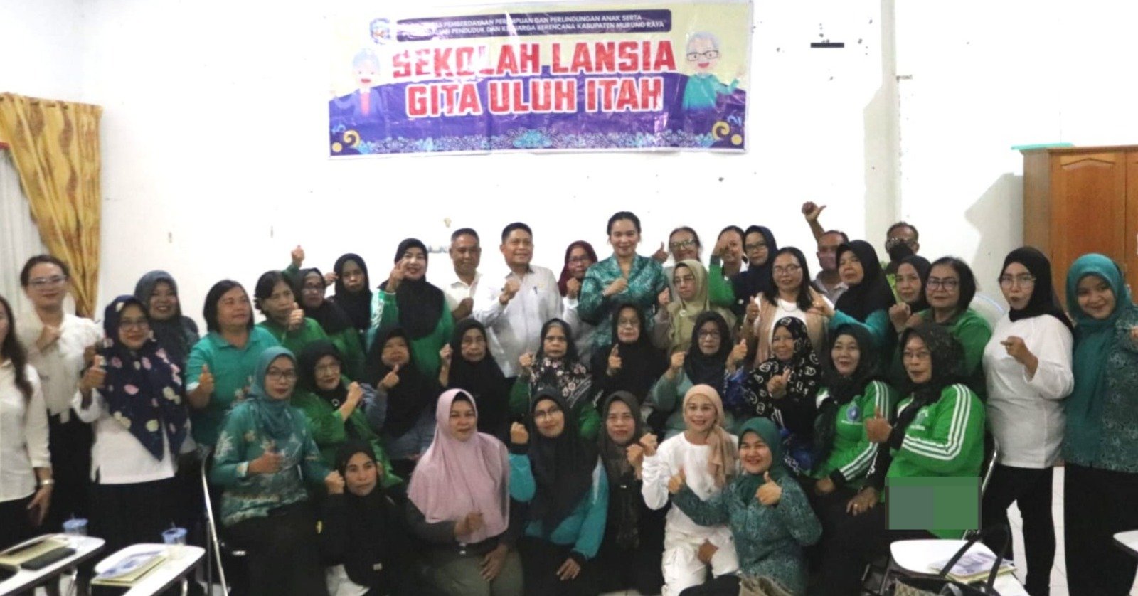 Warnita Heriyus Apresiasi Sekolah Lansia, Harap Lansia Sehat dan Aktif