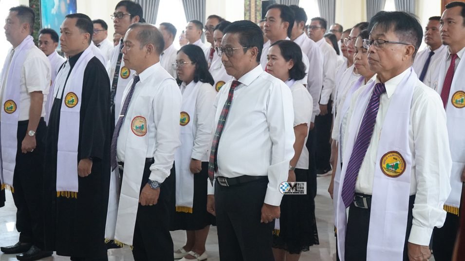 Bupati Heriyus Hadiri Pengukuhan Majelis Pertimbangan GKE Ekklesia