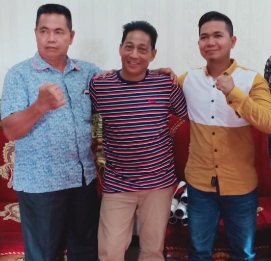Lebih Dekat dengan Rakyat, Bupati Heriyus Terima Warga di Rumah Pribadi!