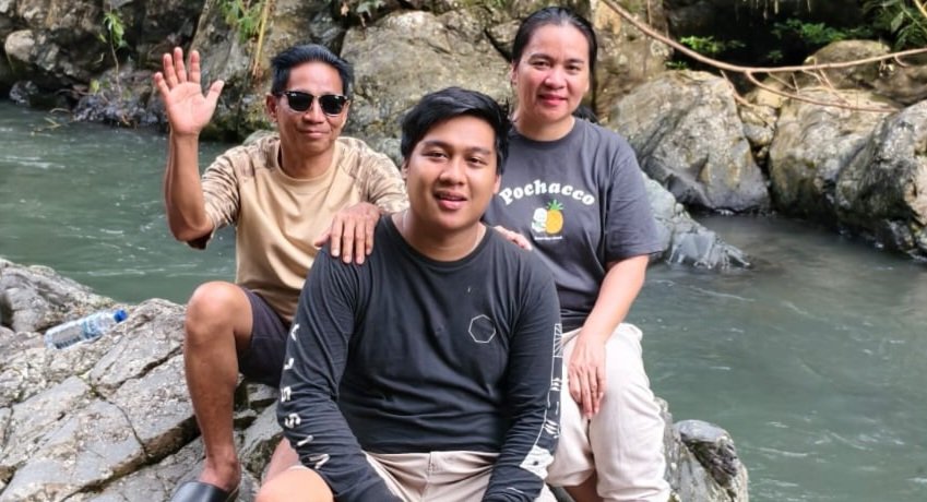 Bupati Heriyus, Menemukan Makna di Sela Waktu: Dari Tugas Negara hingga Hangatnya Kesederhanaan Liburan Bersama Keluarga!