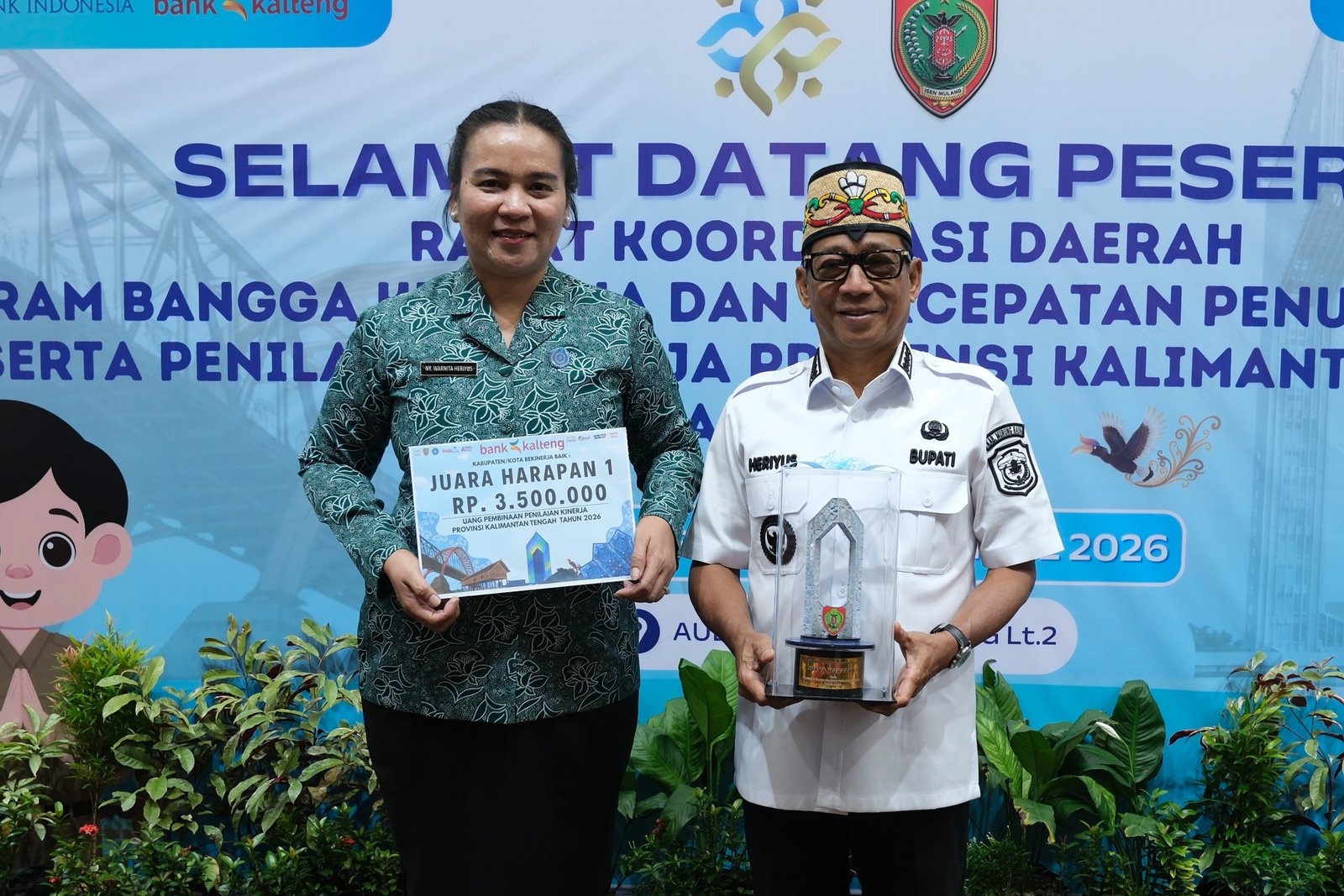 “Jejak Prestasi Murung Raya, Tiga Penghargaan Diraih dalam Satu Waktu”
