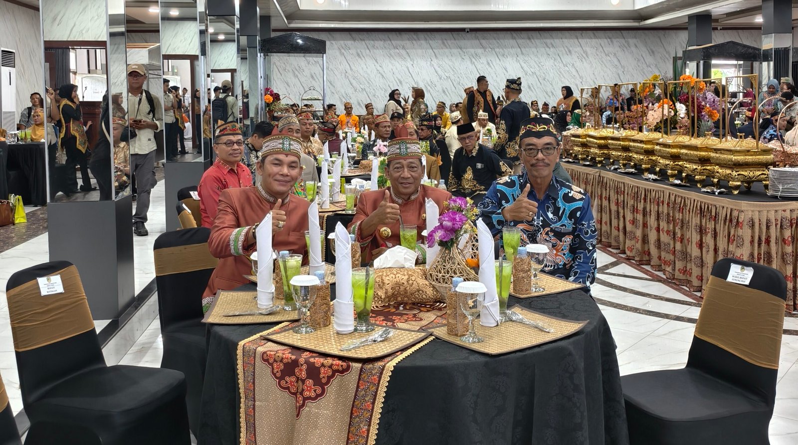 Bupati dan Wakil Bupati Murung Raya Hadiri Puncak Peringatan HUT Barito Utara, Pererat Sinergi Antar Daerah
