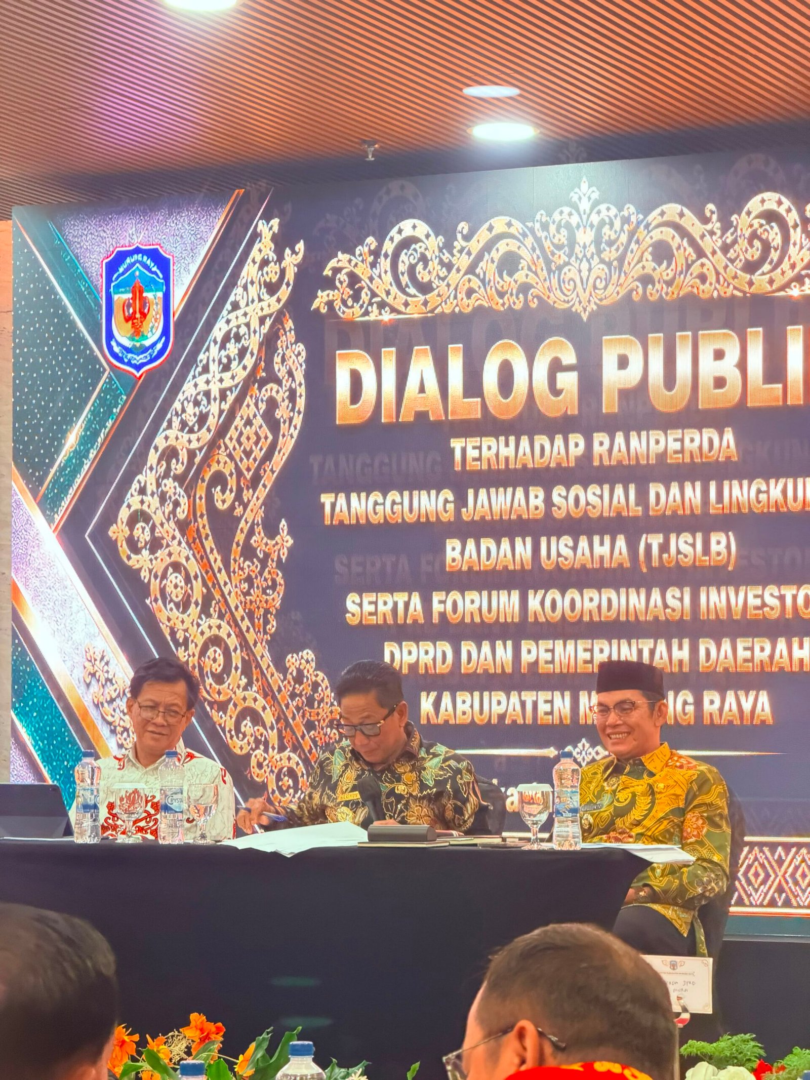 Dorong Investasi Berkelanjutan, Pemkab Murung Raya Gelar Dialog Publik Ranperda TJSLB Bersama Investor