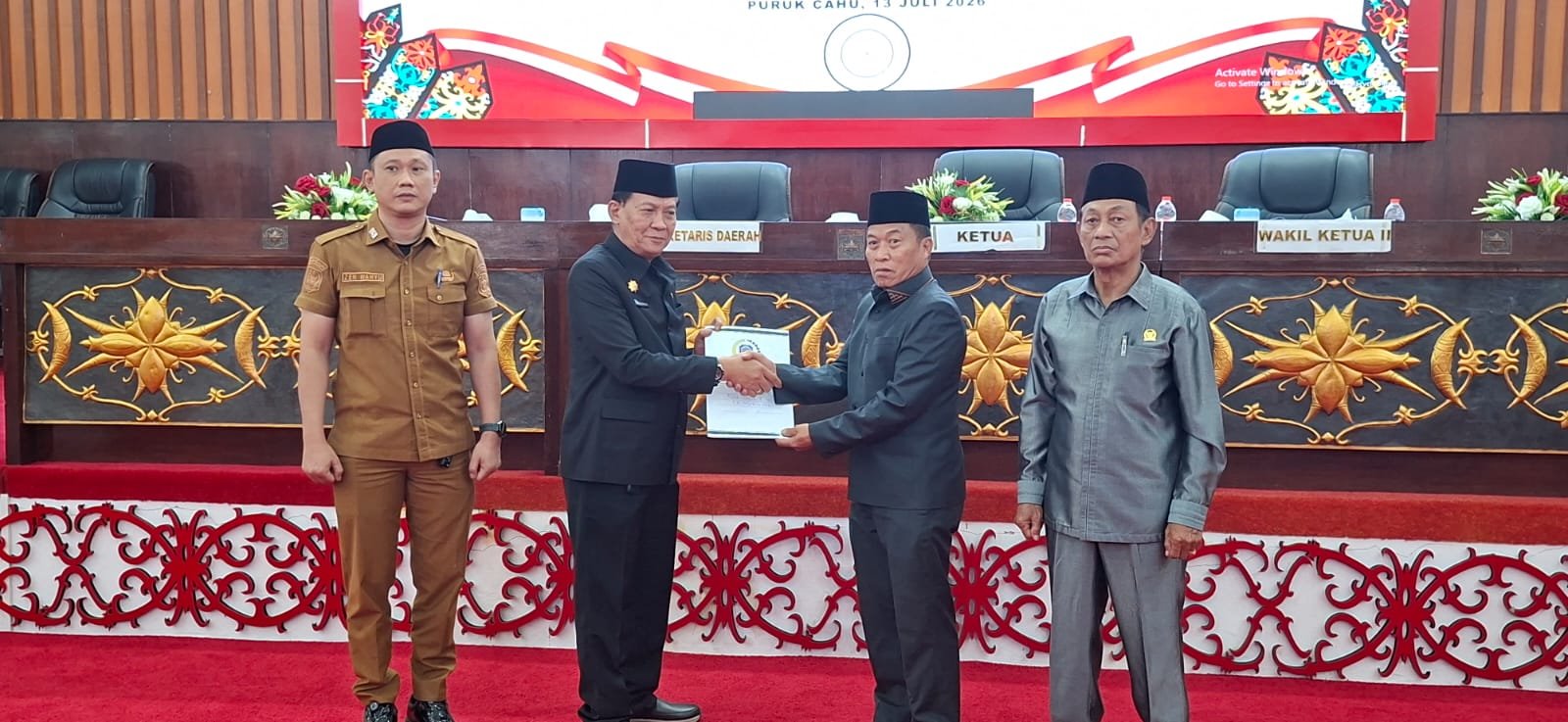 Pemkab Murung Raya Serahkan Rancangan KUA-PPAS APBD 2027 ke DPRD