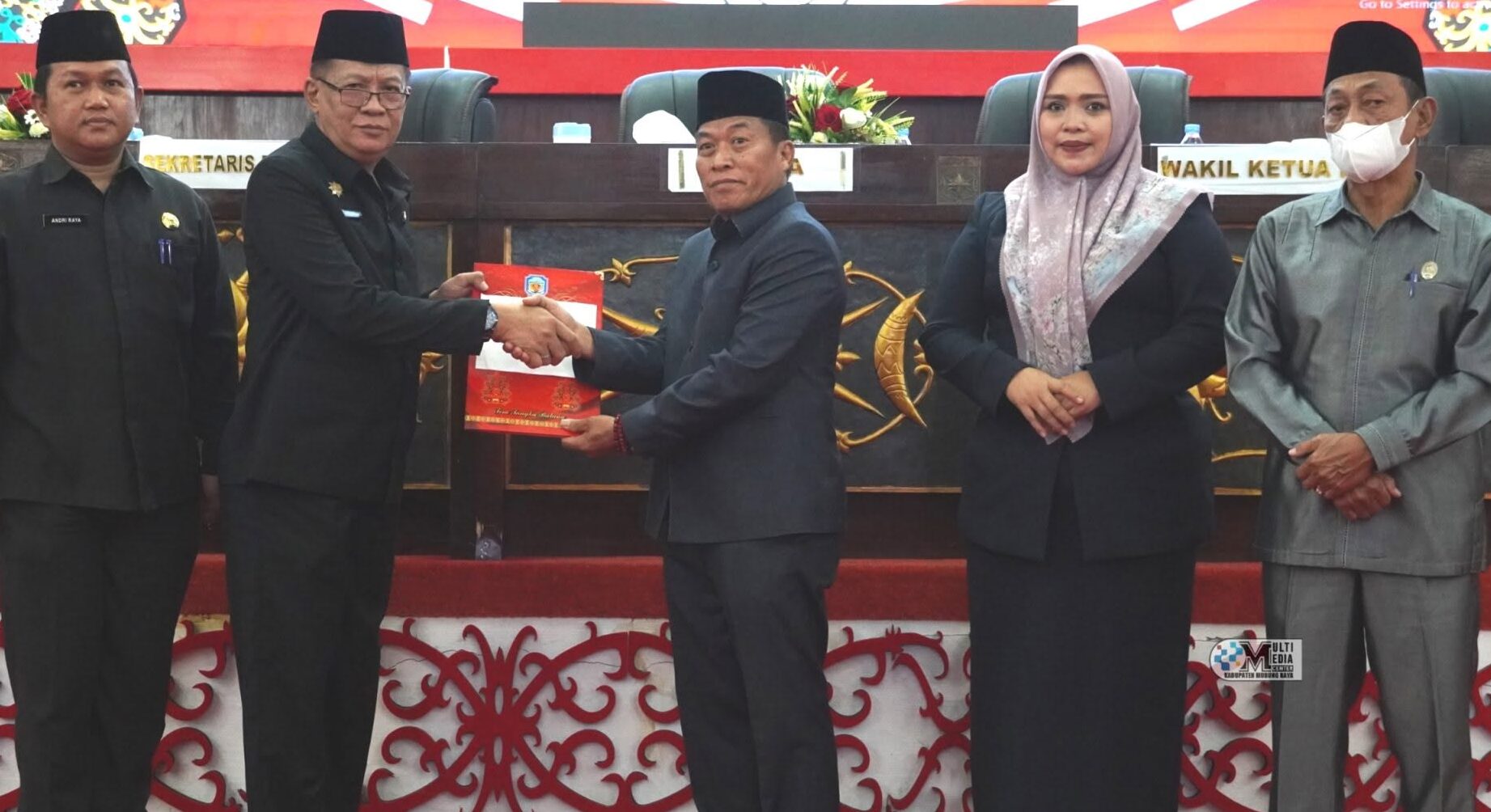DPRD Mura Serahkan Raperda Inisiatif tentang Tanggung Jawab Sosial dan Lingkungan Badan Usaha