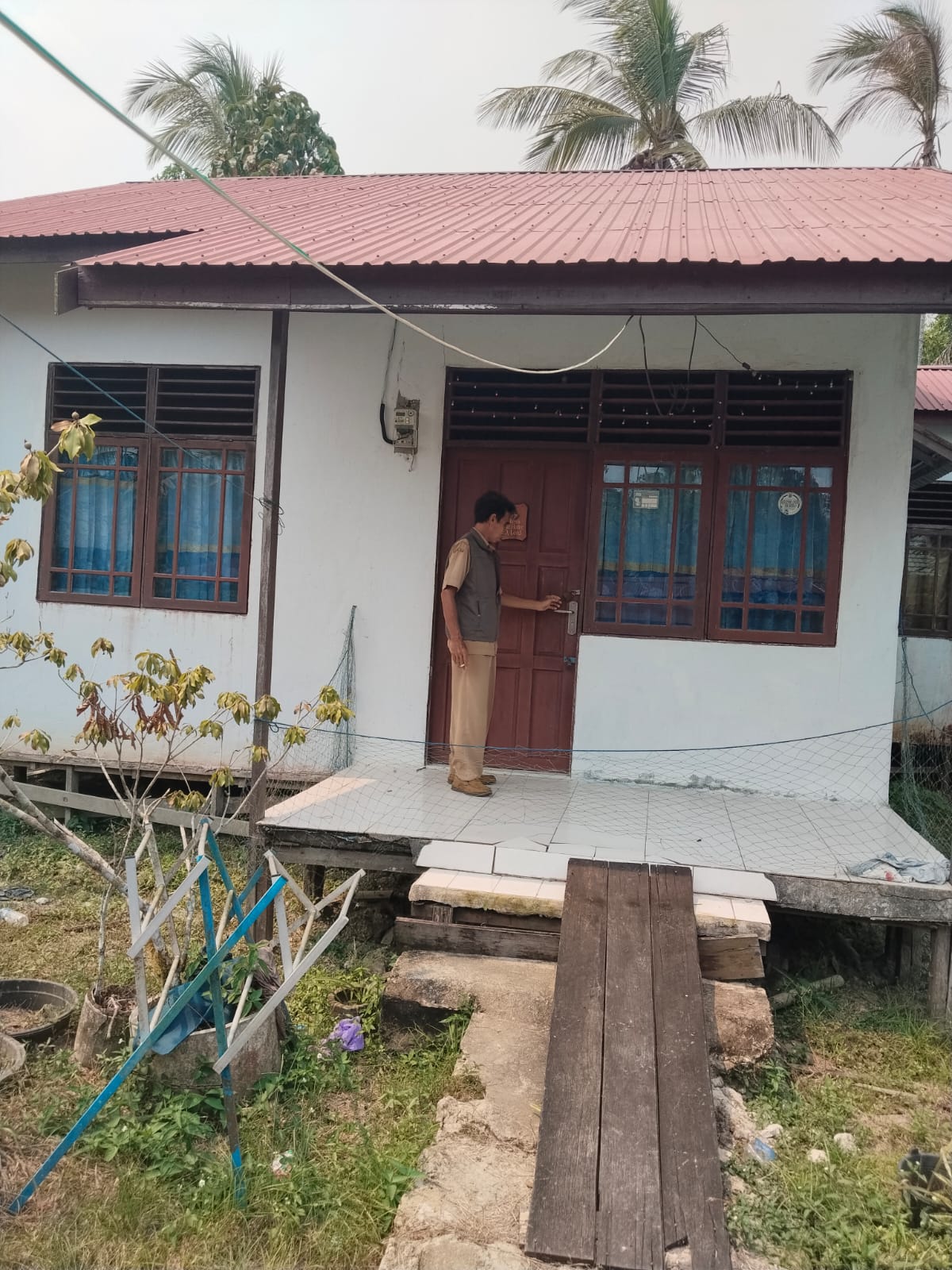 Ada Guru Aktif Belum Punya Rumah, Rumah Dinas SMPN 1 Kapuas Hilir Diminta Segera Dikosongkan