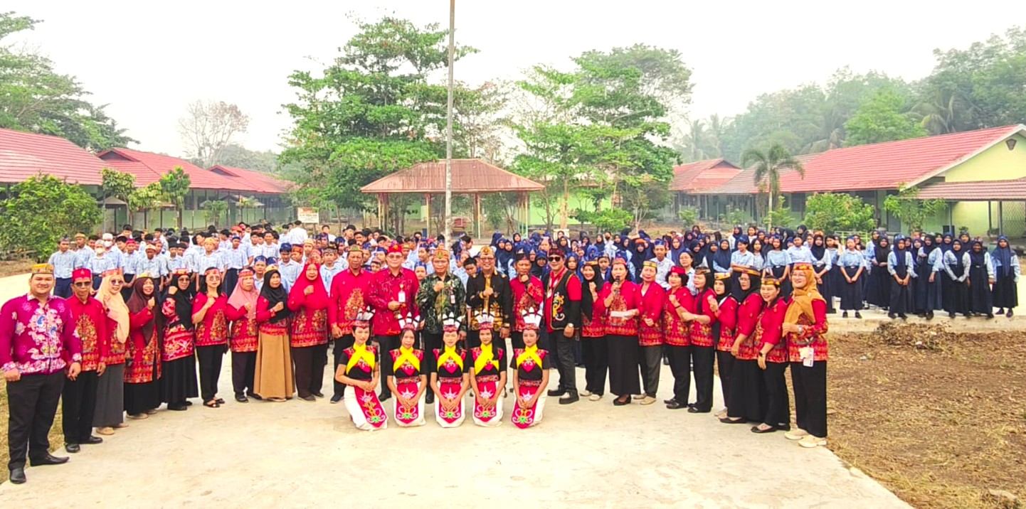 SPENTRI SMART Resmi Dicanangkan, SMPN 3 Selat Perkuat Budaya Sekolah Berkarakter dan Adaptif