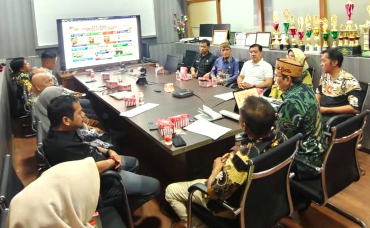 Komisi I DPRD HST Pelajari PJJ dan Program Unggulan Disdik Kapuas